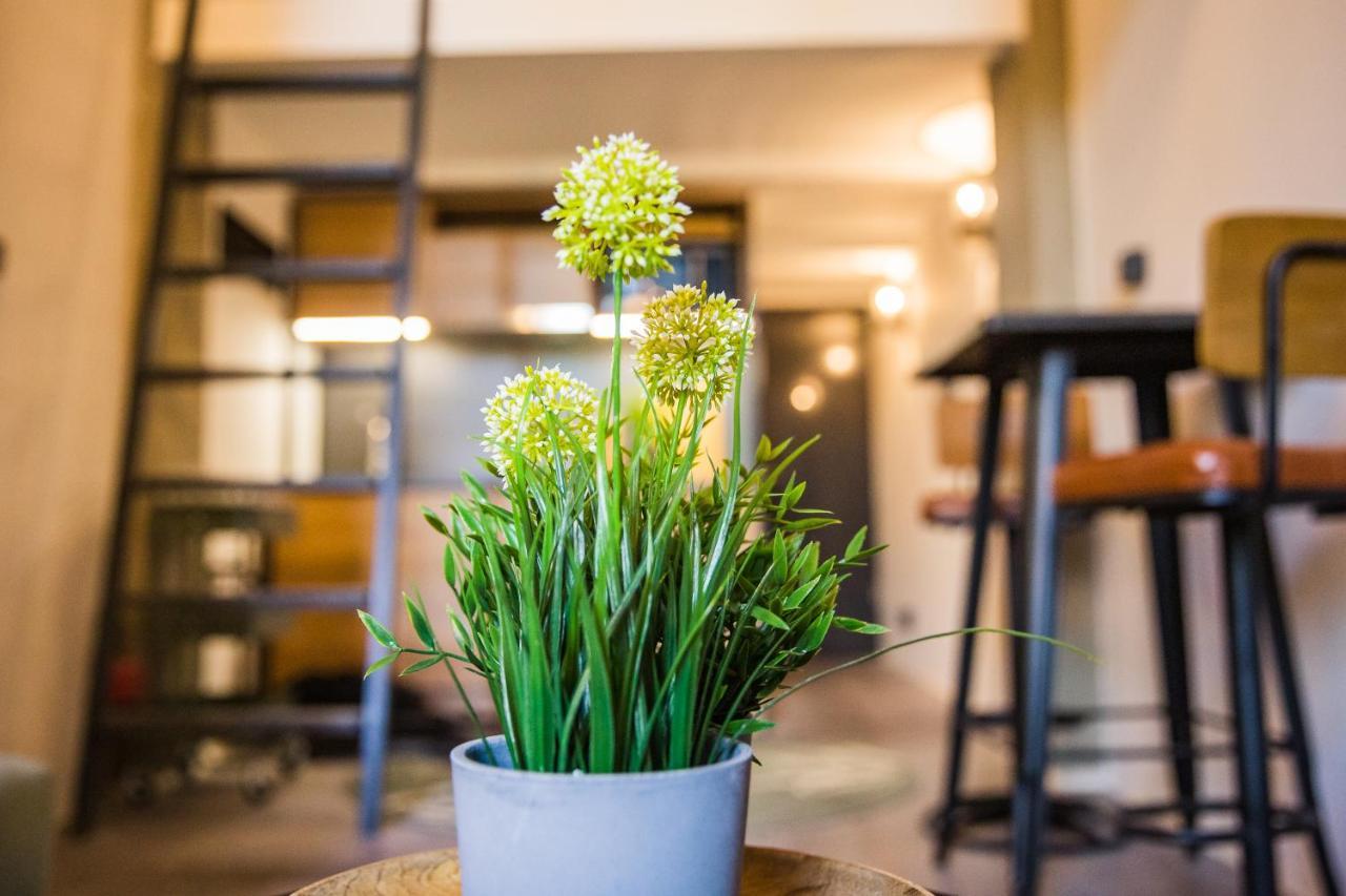 Urbanjungle - Your Trendy Loft In Central Budapest Bagian luar foto