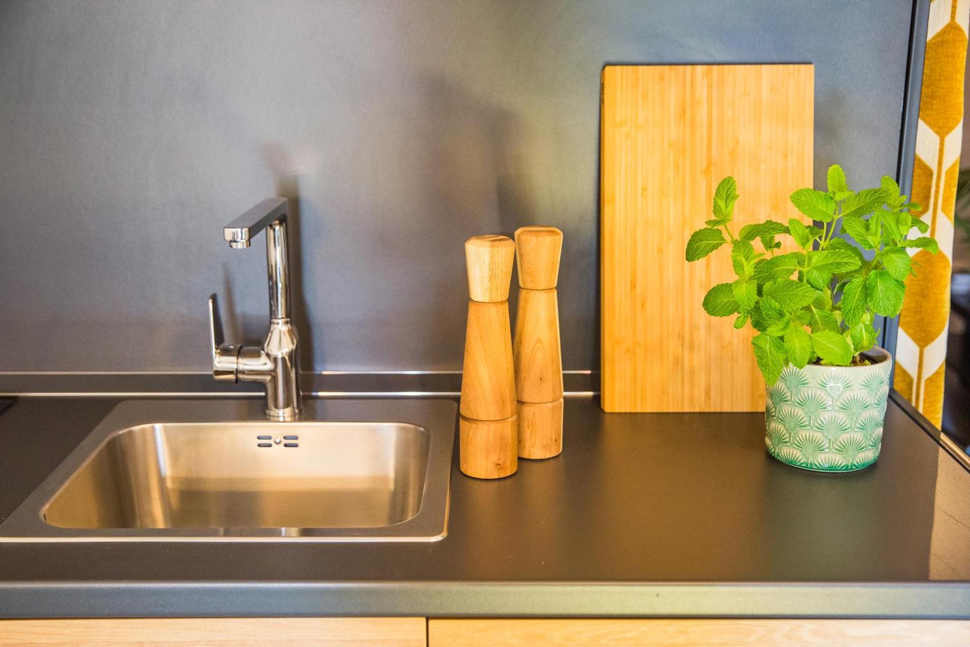 Urbanjungle - Your Trendy Loft In Central Budapest Bagian luar foto